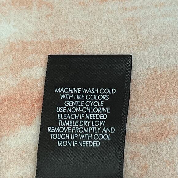 Torrid Pastel Ombré Tie Dye V-Neck Top Women’s Size 24/26 - Picture 8 of 10